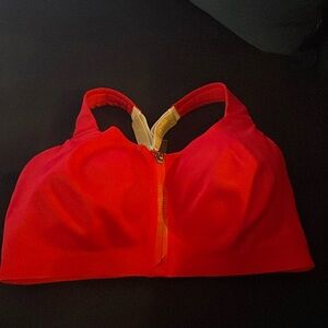 Victoria Secret sport’s bra